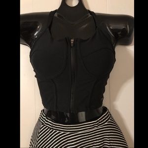 Cropped tank - size small